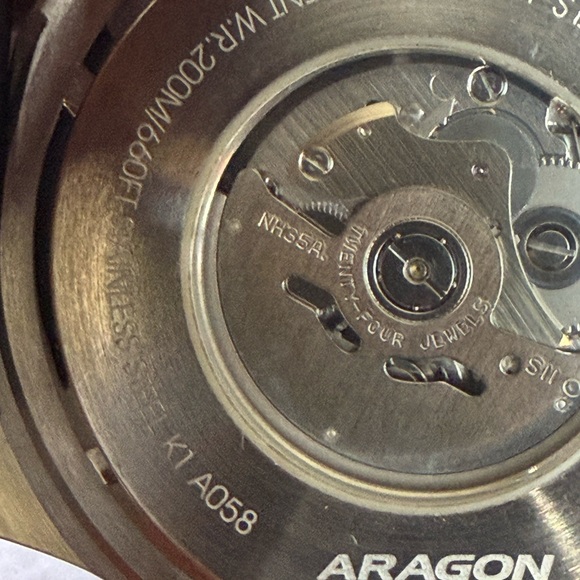 Aragon Divemaster Watch with Black and Green Dial Japanese NH35A Automatic - Picture 7 of 13